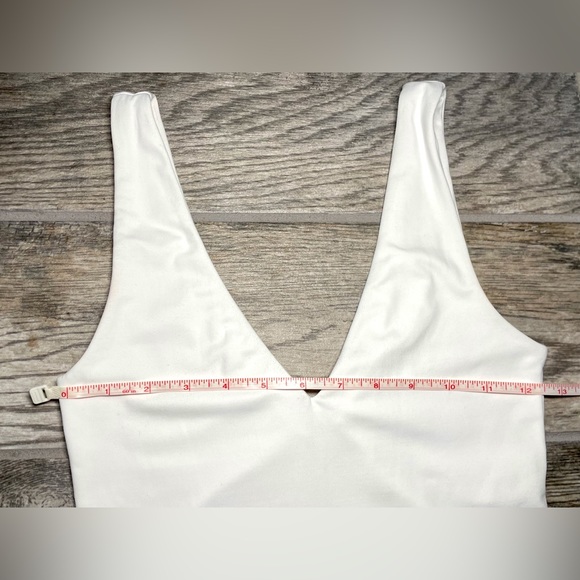 Babaton bodysuit - Picture 3 of 4